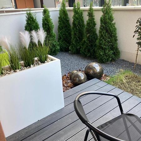 Wislane Tarasy 2.0, Free Parking, Private Garden Apartamento Cracóvia Exterior foto
